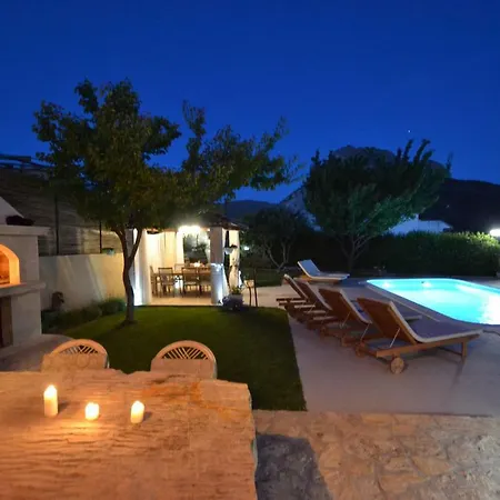 Villa Nada Zrnovnica
