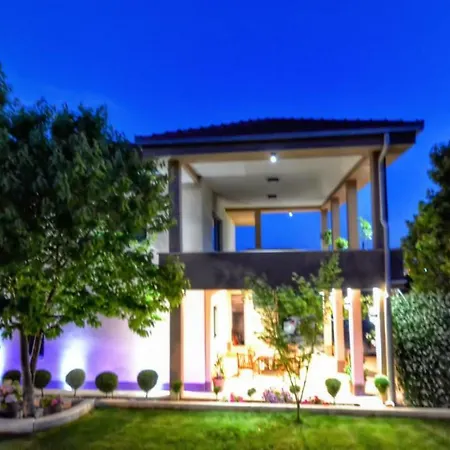 Villa Nada Zrnovnica