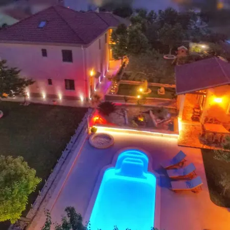 Villa Nada *